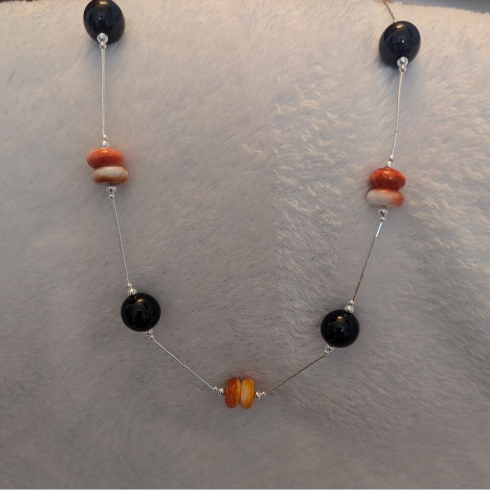 925 Sterling Silver "Liquid Silver" Necklace With Spiny Oyster And Black Onyx